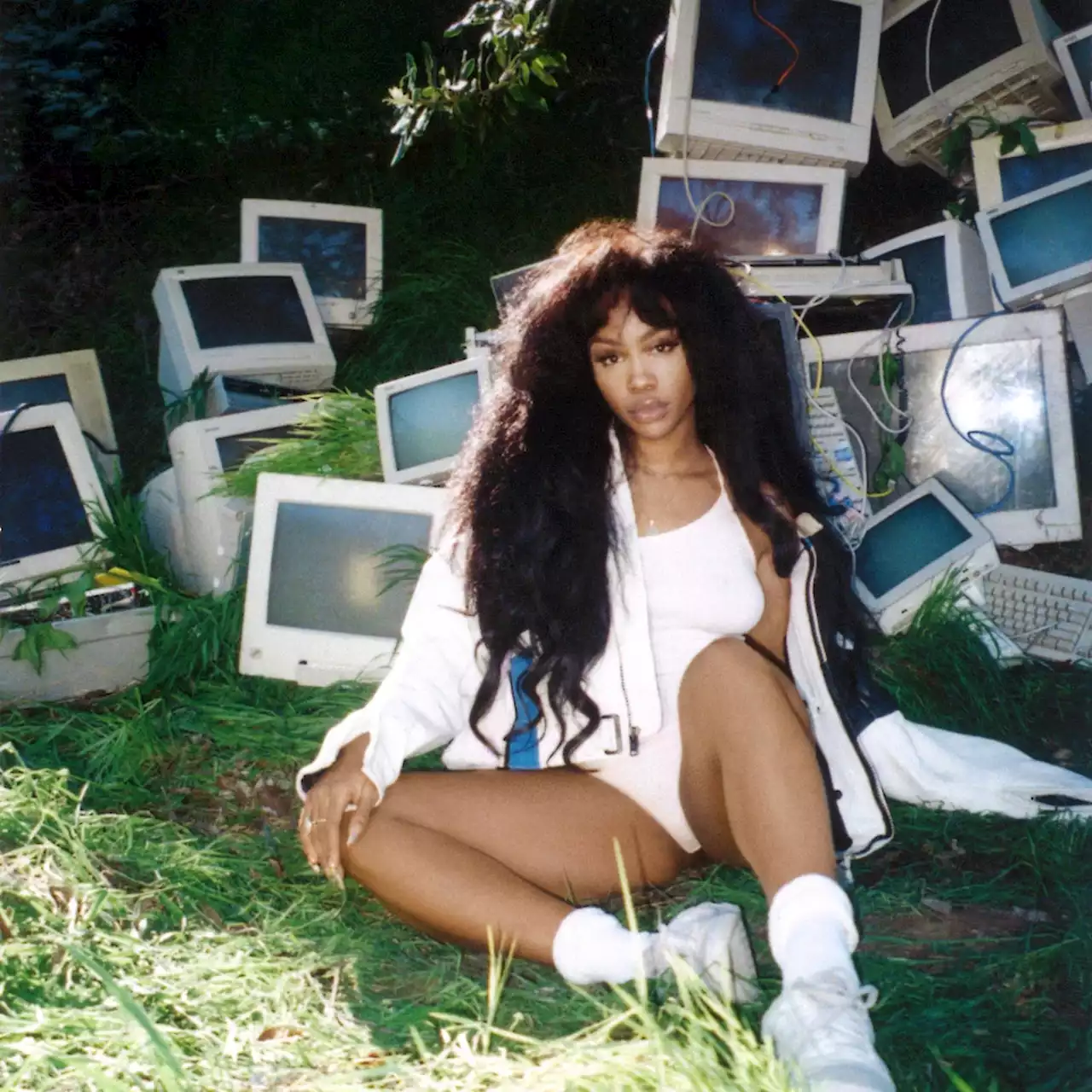 SZA Celebrates 'Ctrl' Anniversary With 7 New Songs