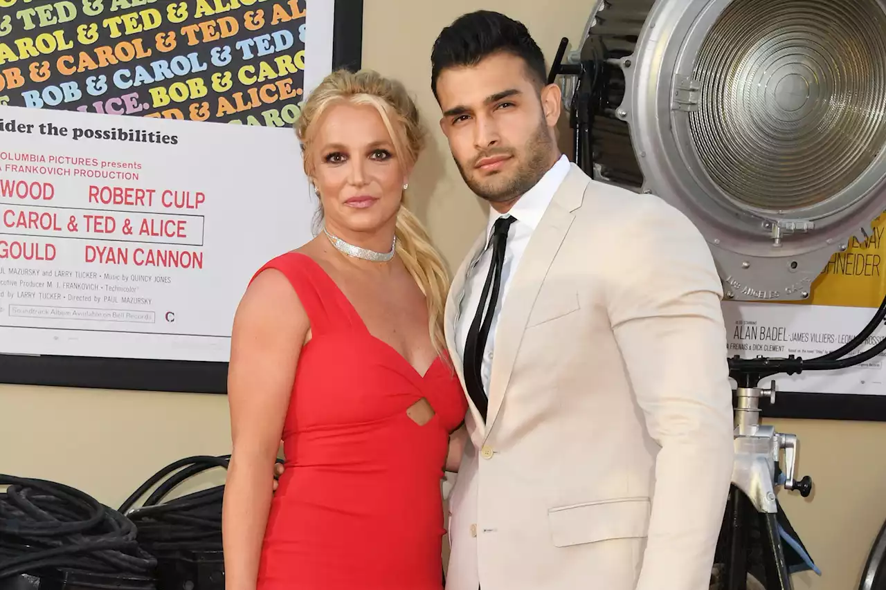 Britney Spears ‘shaken’ after ex Jason Alexander tries to crash wedding