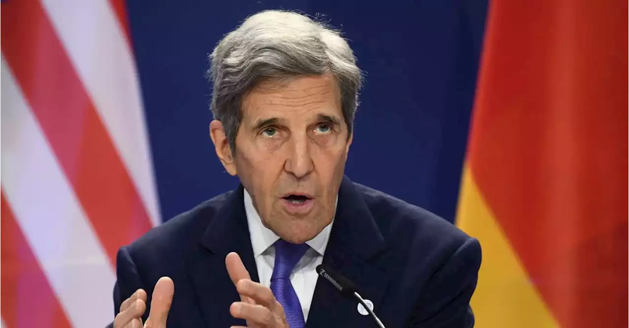 U.S. Climate Envoy Kerry to talk energy with Mexican president