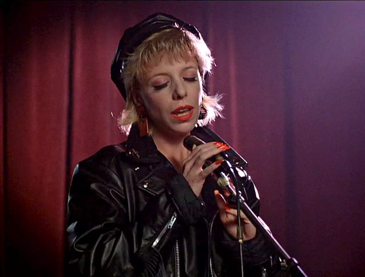 Julee Cruise, Singer and Frequent David Lynch Collaborator, Dead at 65