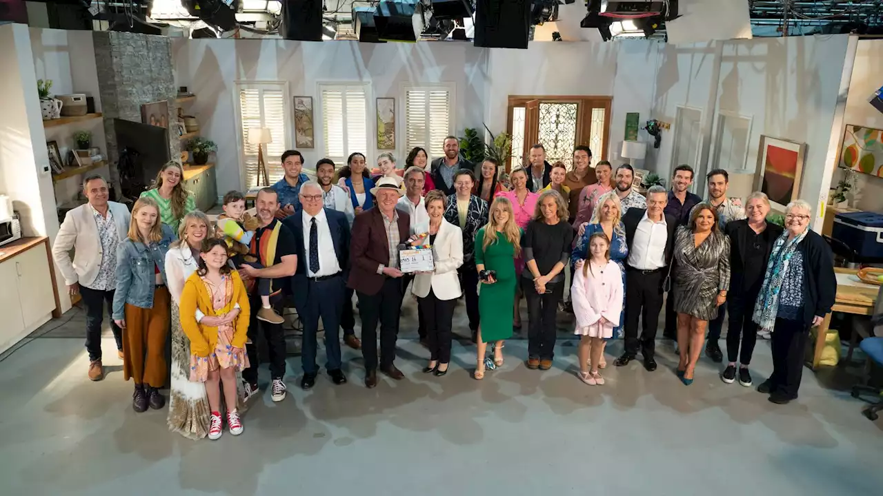 Neighbours says goodbye with final photo as filming finishes after 37 years