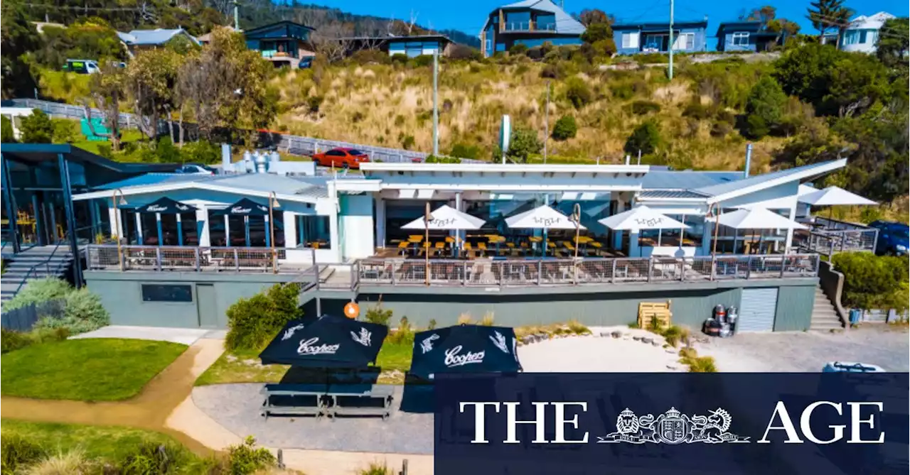 Sydneysider swoops on Victorian surf coast pub