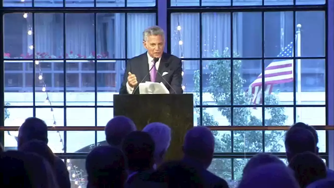 Bill Ritter emcees 'Wings Over Wall Street' Gala for ALS