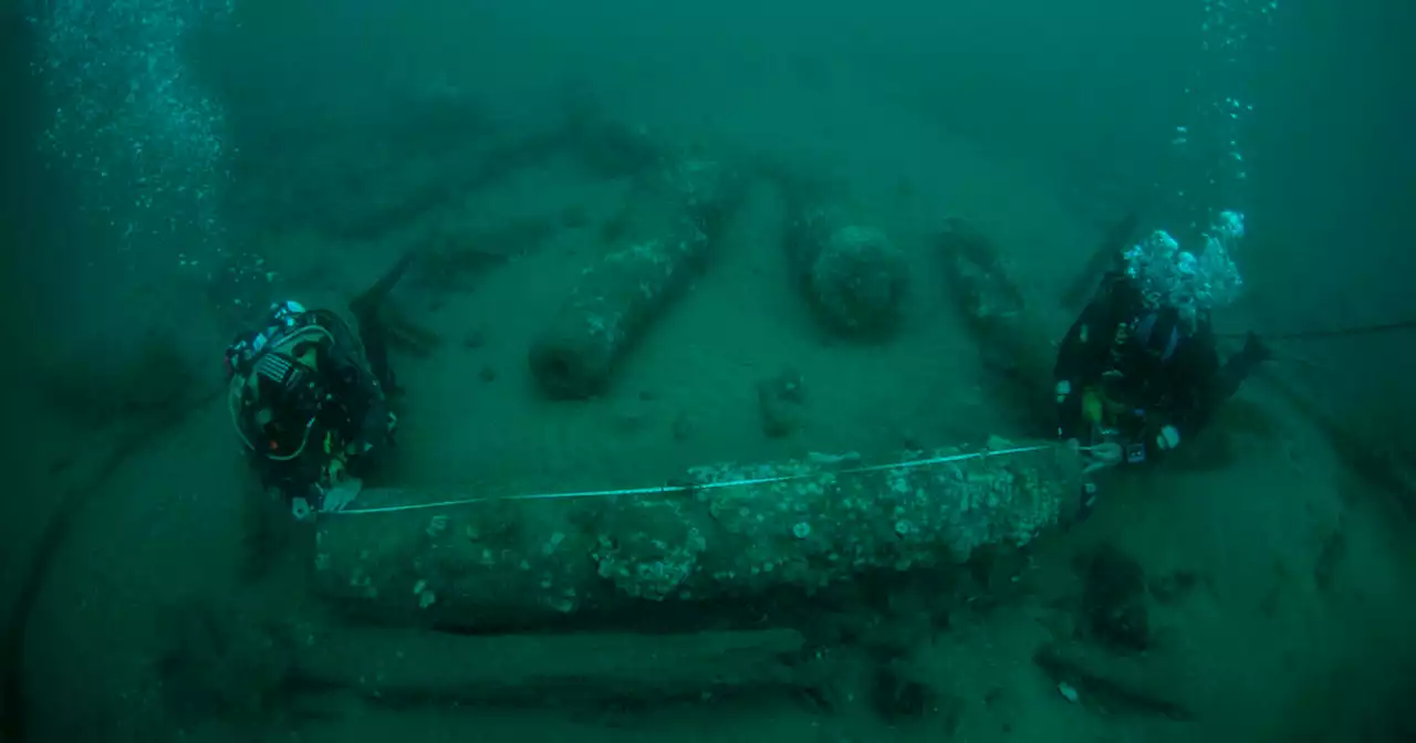 A future king survived when a warship sank in 1682, killing over 100 on board. The wreck has been found off the English coast.