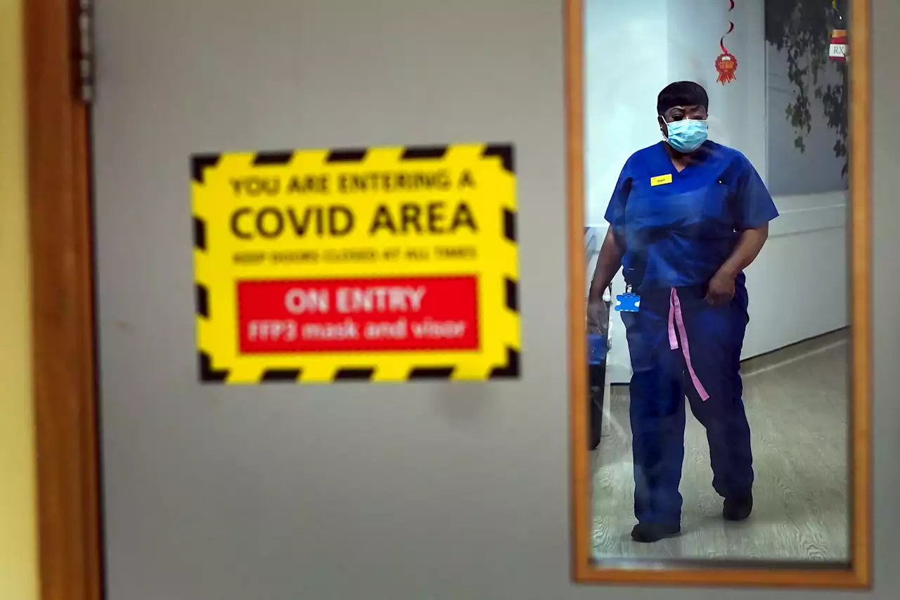 Thousands of patients still catching Covid on hospital wards amid warning of new wave