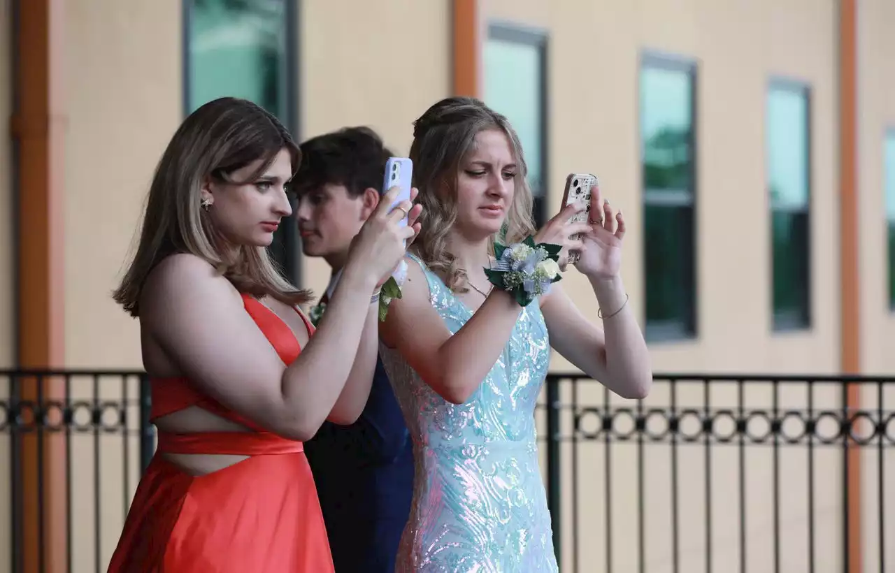 Dunellen High School prom 2022 (PHOTOS)