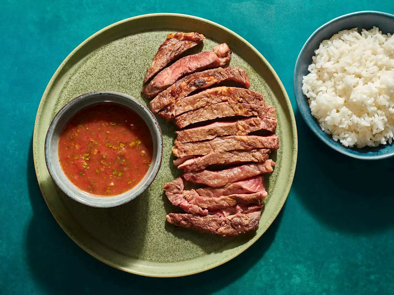 Crying Tiger (Thai-Style Grilled Steak With Dry Chile Dipping Sauce) Recipe