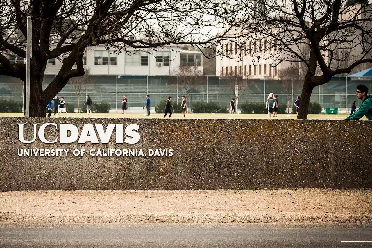 UC Davis cuts graduation short amid scorching heat