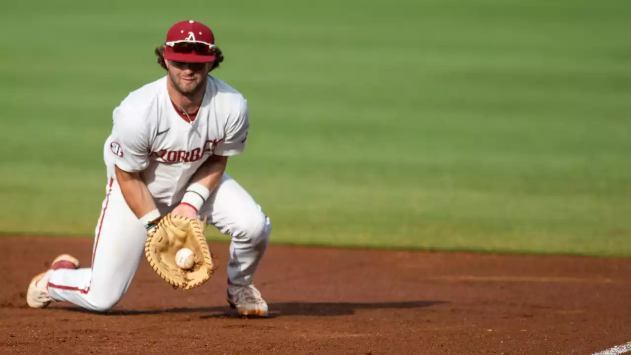 Arkansas Defeats North Carolina in Super Regional Opener