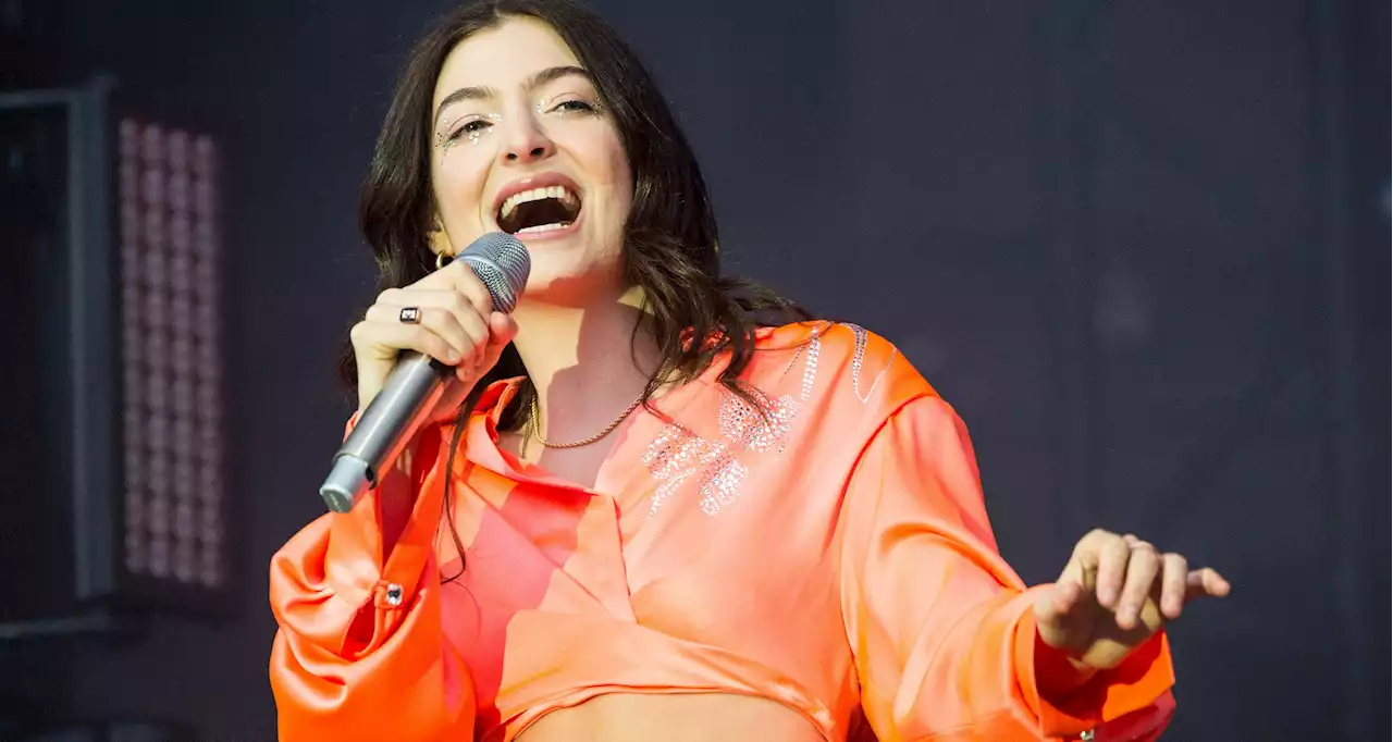 Watch Lorde Debut Cover of Bananarama's 'Cruel Summer' at Primavera Sound