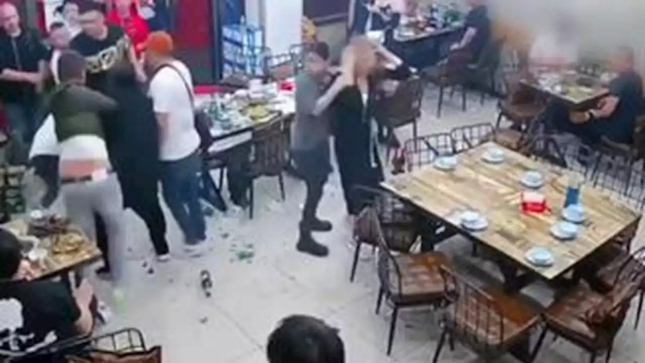 Detuvieron a nueve personas tras violenta agresión contra mujeres en un restaurante de China