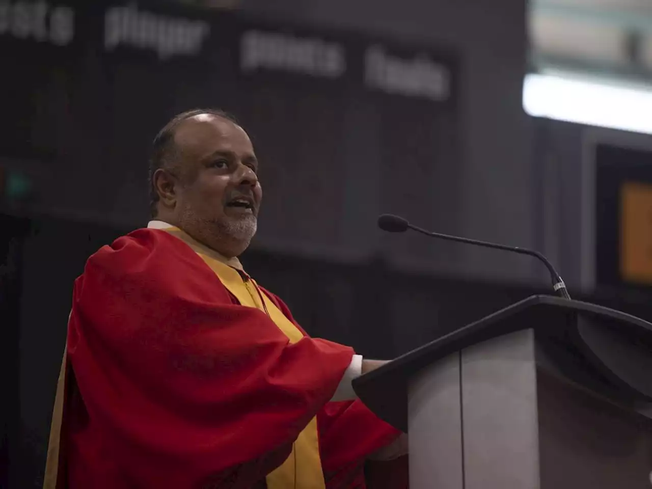 Dr. Saqib Shahab given honorary degree from University of Regina