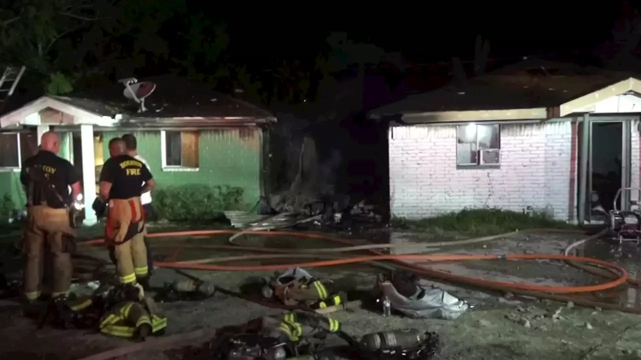 Two homes left severely damaged after fire in southwest Houston, officials say