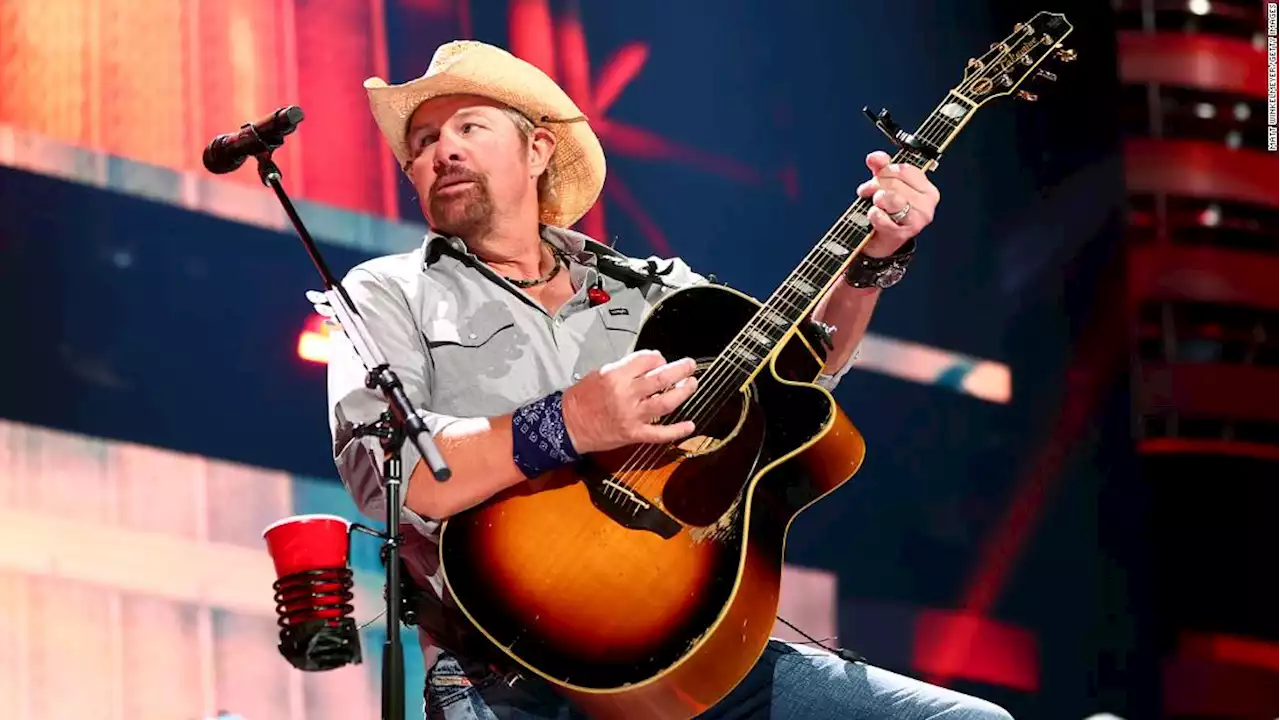 Country music superstar Toby Keith announces he's been fighting stomach cancer