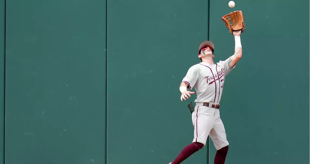 Texas A&M advances to College World Series for first time in 5 years