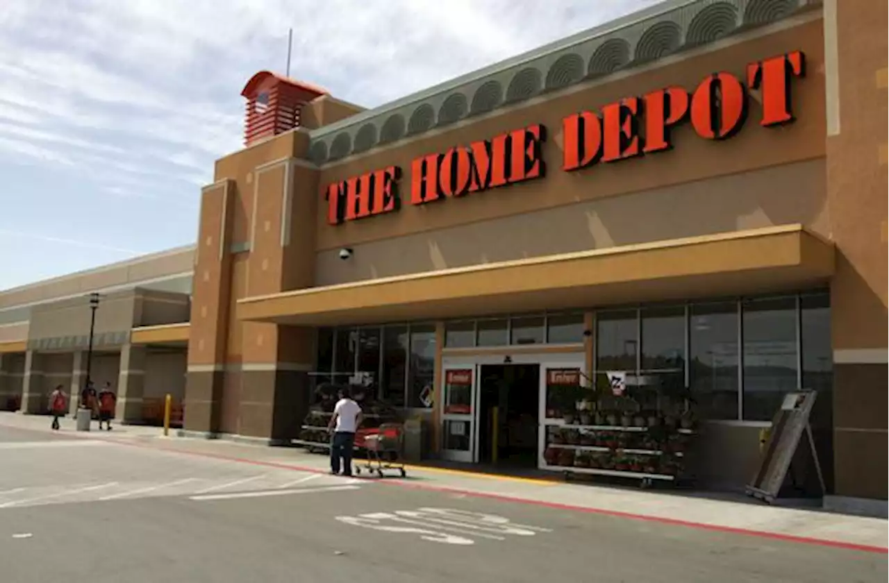 San Jose: Driver dies from crashing into front of Home Depot