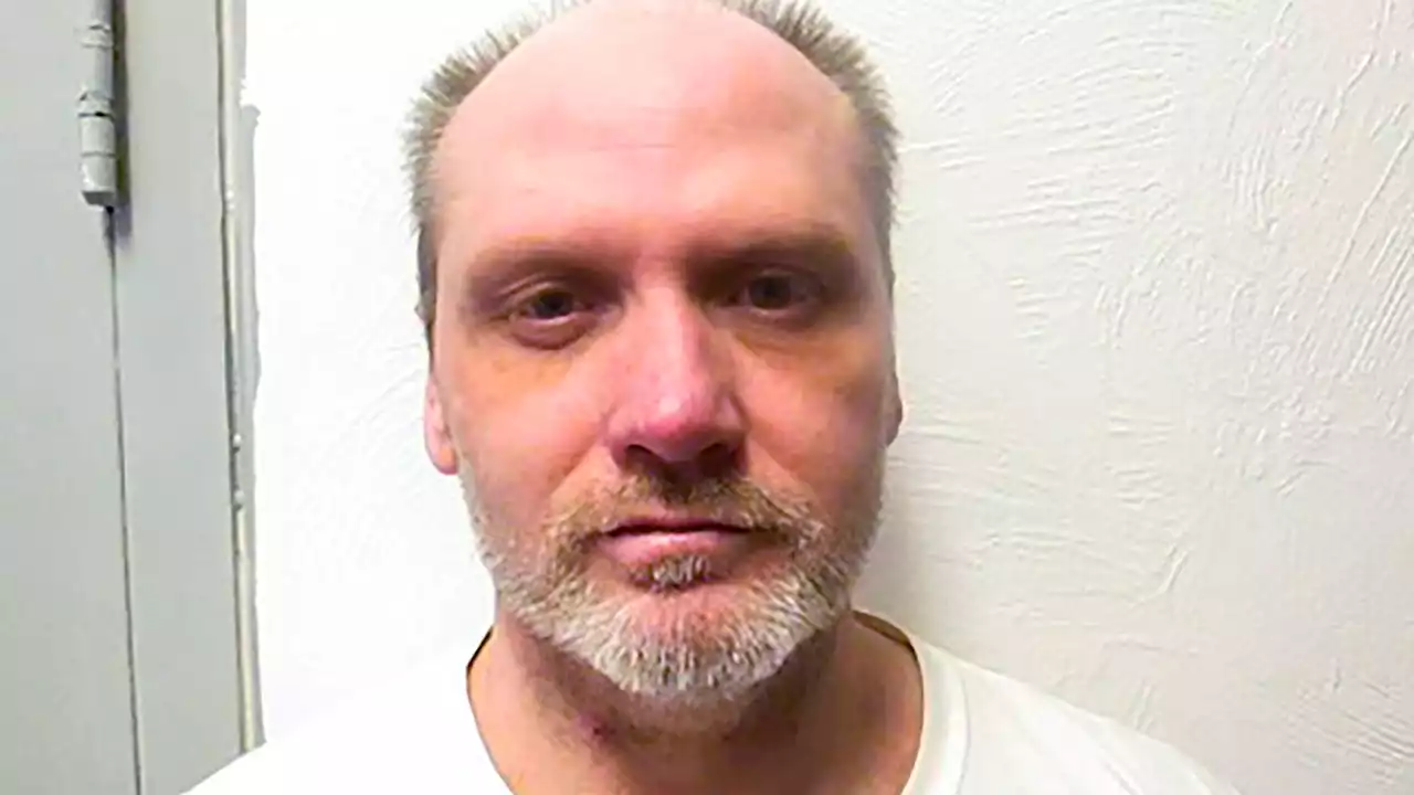 Oklahoma official seeks execution dates for 25 inmates