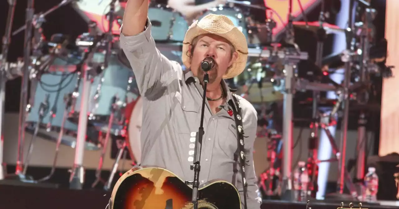 Country star Toby Keith discloses stomach cancer diagnosis