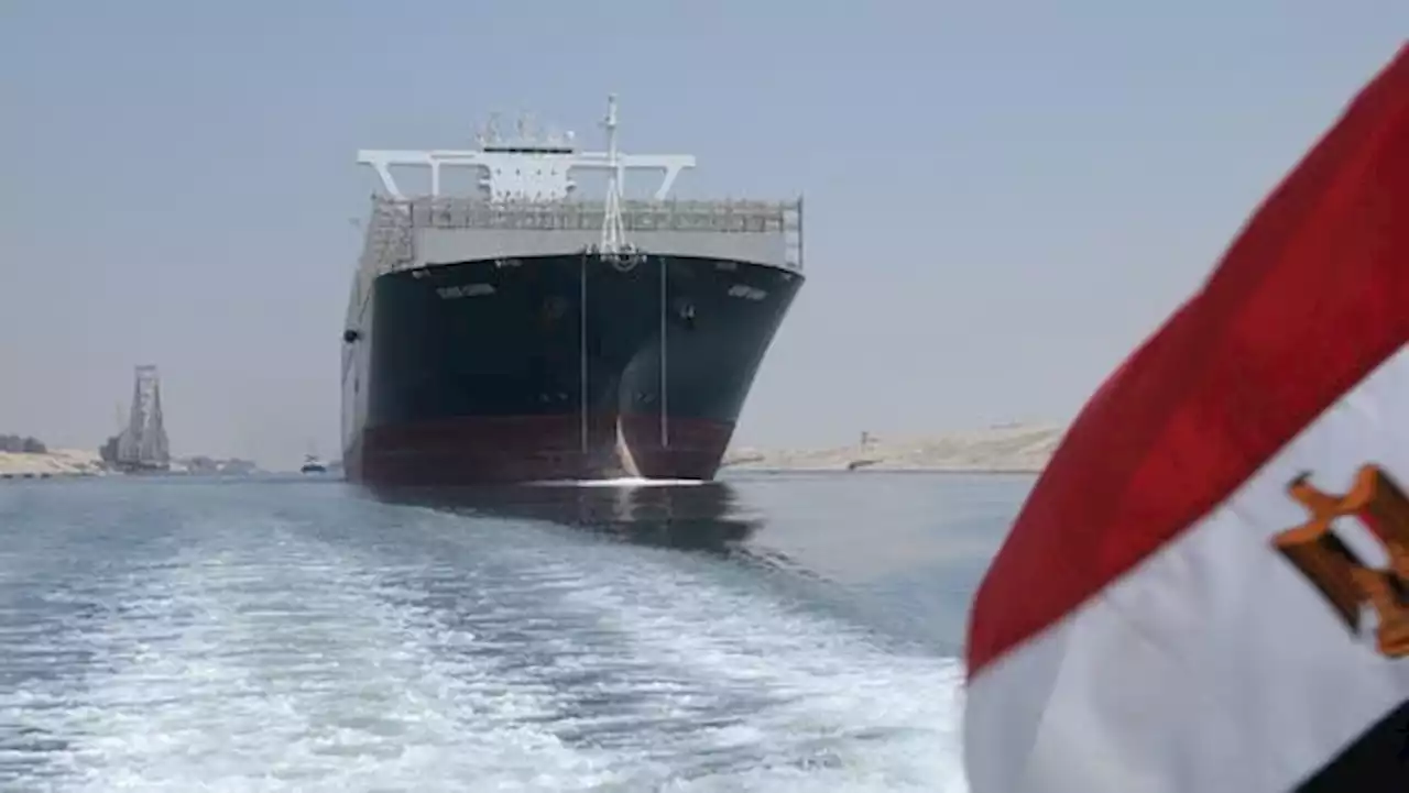 قناة السويس تمد العمل بخصومات لناقلات غاز البترول المسال حتى نهاية 2022