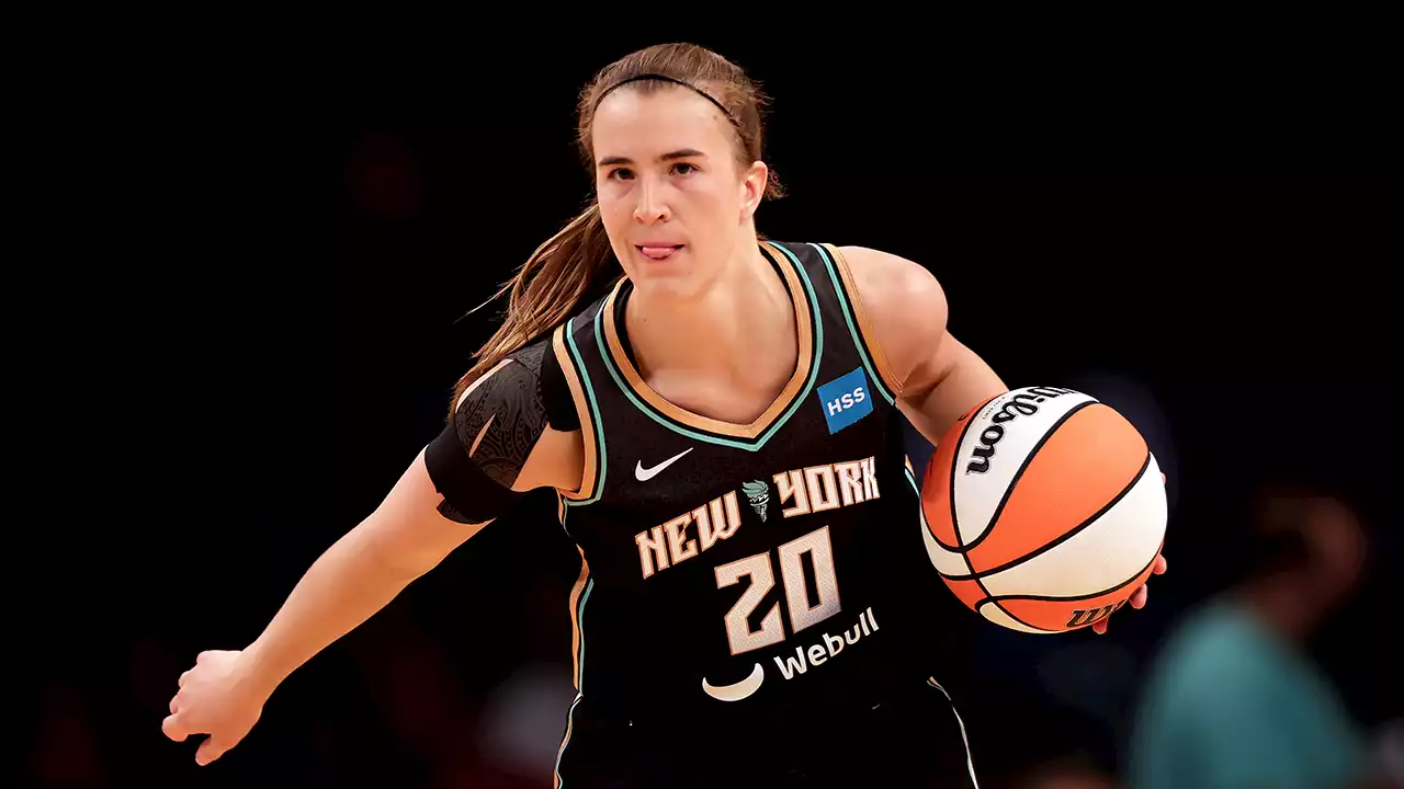 Liberty's Sabrina Ionescu makes WNBA history with triple-double in 3 quarters