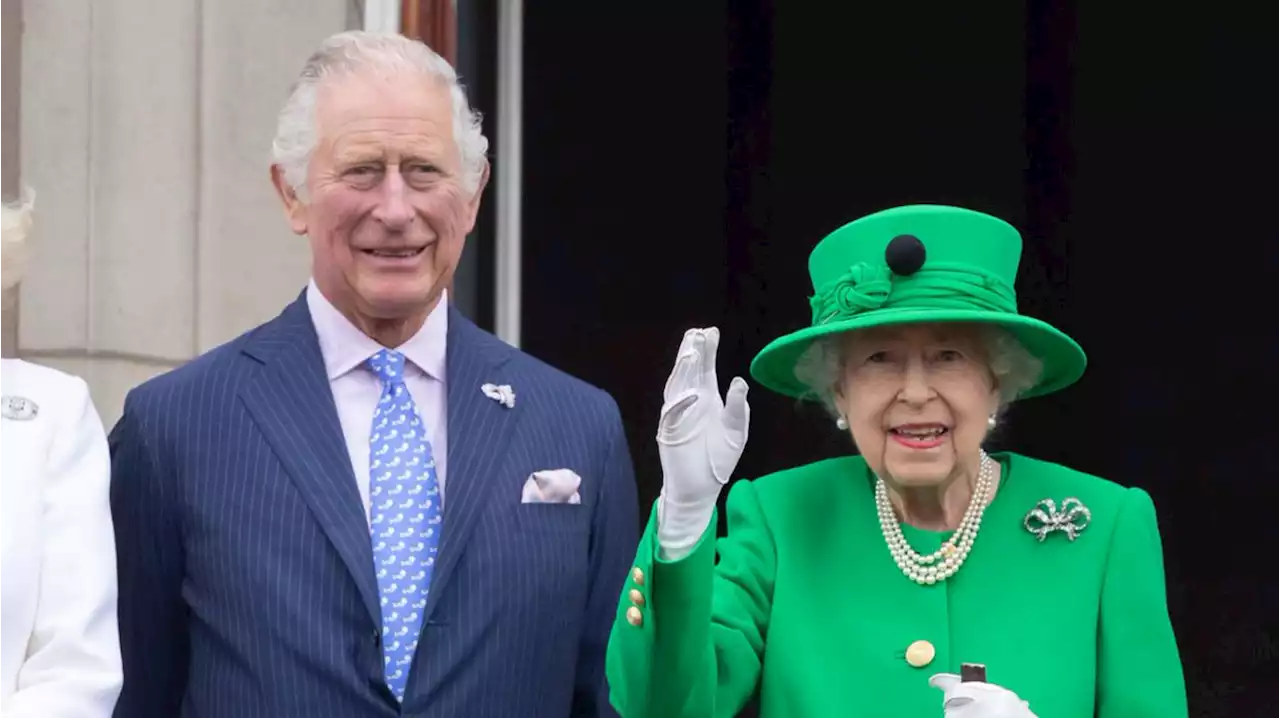 Queen Elizabeth: Anruf in letzter Minute! Prinz Charles überredete sie zu historischem Auftritt