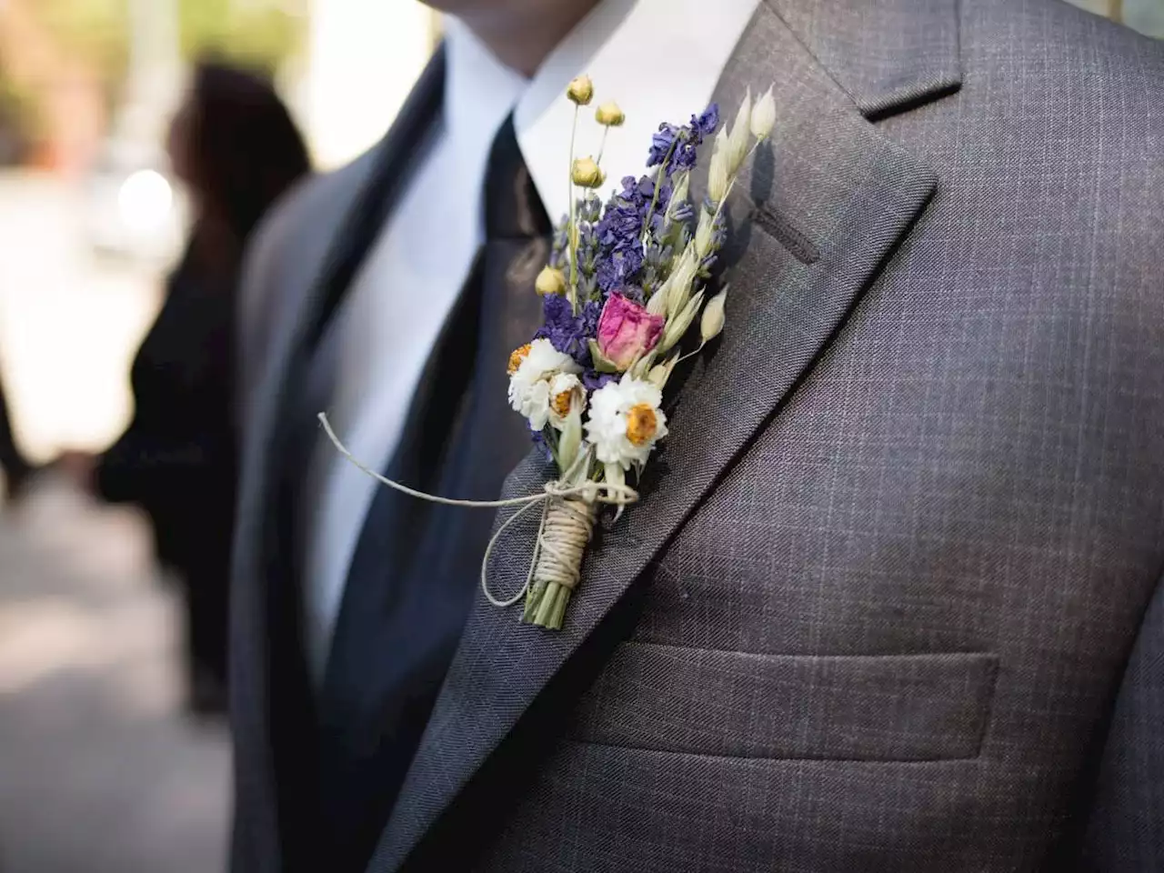 Come vestirsi per un matrimonio: l'outfit perfetto (per lui e lei)