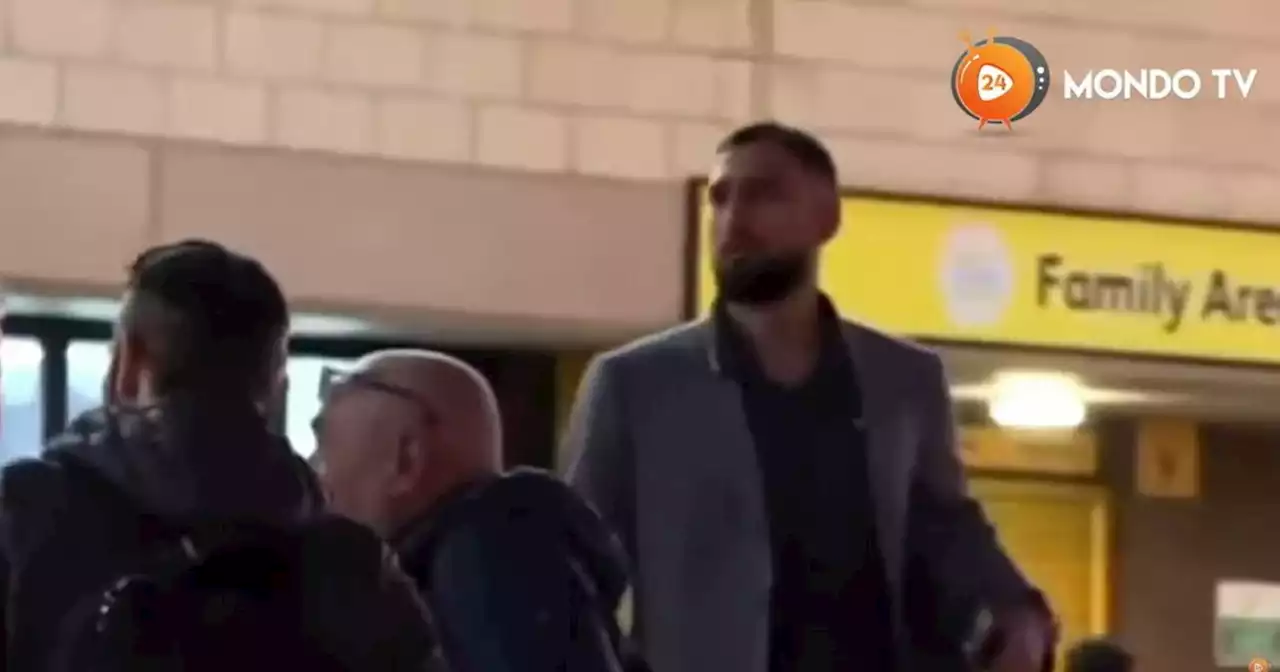 Gigio Donnarumma, il video della rissa con un tifoso: 'Sei un cog***e', fuori controllo