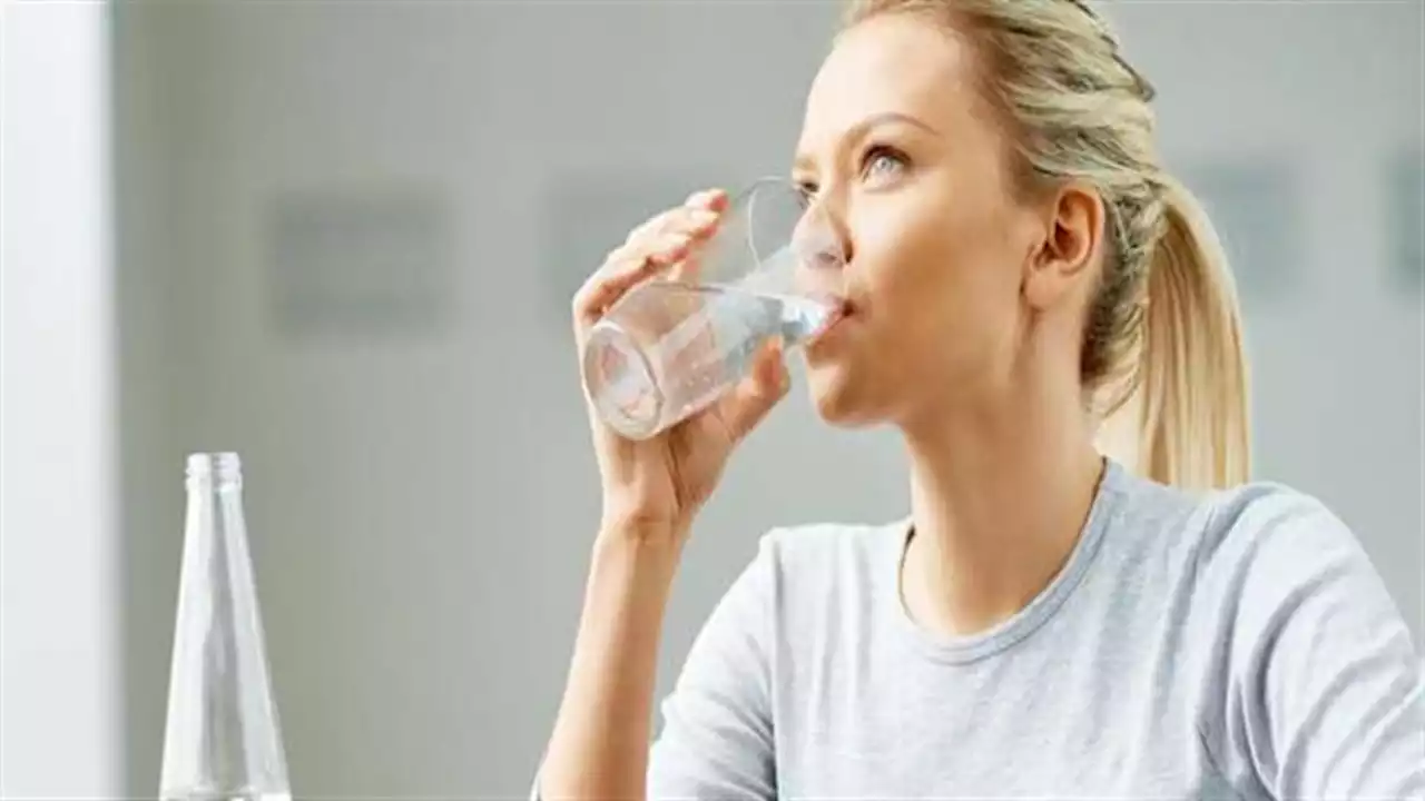 مخاطر صحية بالغة.. هذا ما يحدث لجسمك عند عدم شرب ما يكفي من الماء