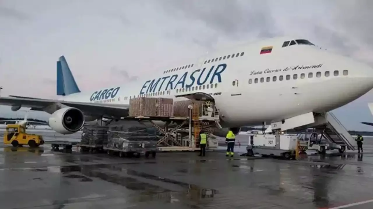 Retuvieron en Ezeiza un avión venezolano con tripulantes iraníes