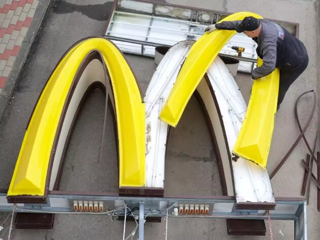 'Tasty and that's it': Russia opens rebranded McDonald's restaurants