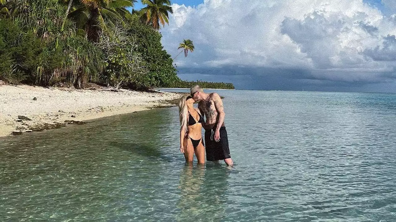 Liebesurlaub: Kim Kardashian und Pete knutschen im Meer!