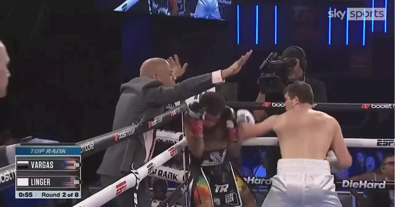 Two doctors climb onto ring to stop Vargas vs Linger when ref refuses to call fight