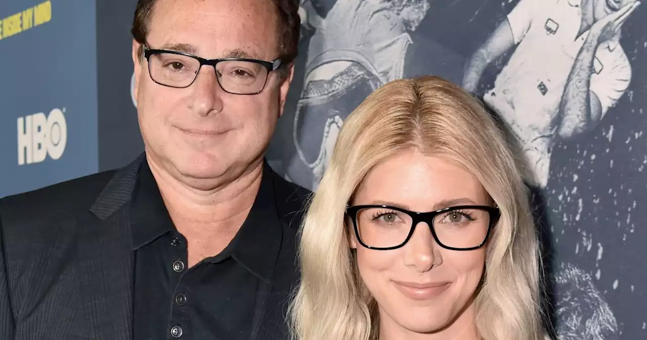 Bob Saget’s widow Kelly Rizzo accepts award on his behalf: 'He's so honored'