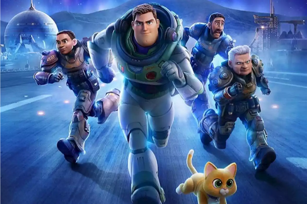 Film 'Lightyear' dilarang di 14 negara karena tampilkan adegan 'LGBT'