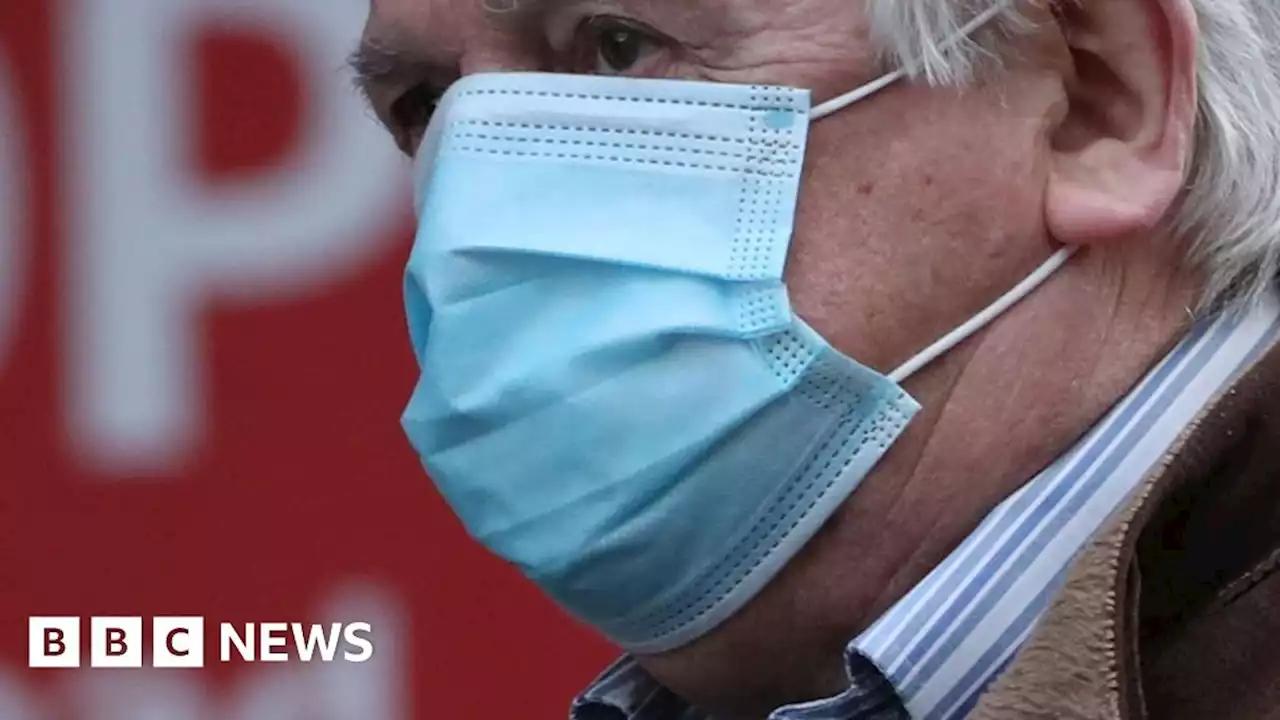 Mandatory face masks scrapped in Manx healthcare settings