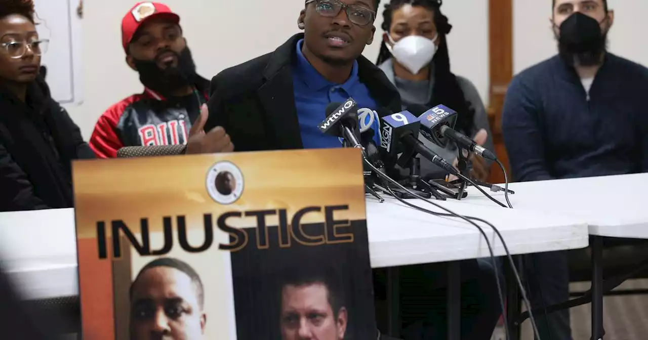 Activist Ja’Mal Green is latest to challenge Mayor Lori Lightfoot’s reelection hopes: ‘We must get people reengaged’