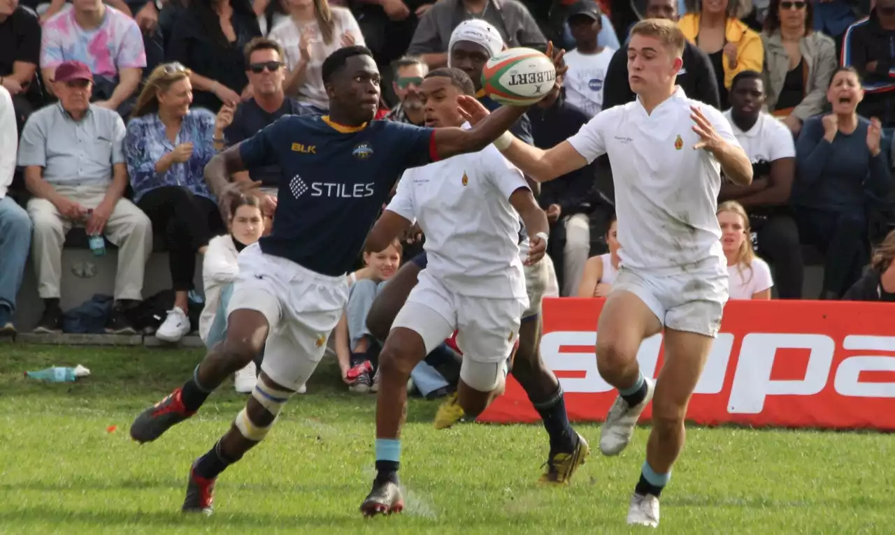 SCHOOLS RUGBY: Bish/Bosch in close battle while Wynberg thump Sacs in Cape derbies