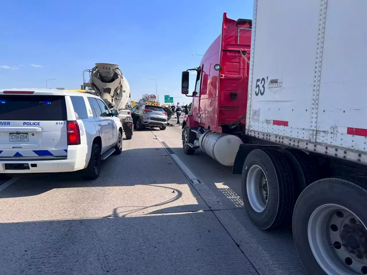 Six people injured, including two Denver police officers, after pursuit on Interstate 225