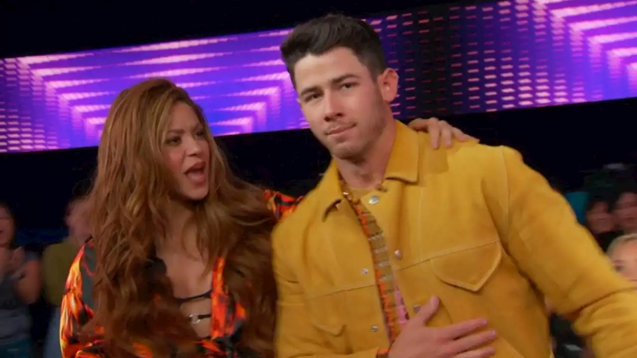 Nick Jonas Wows Shakira With His Salsa Moves on 'Dancing With Myself'