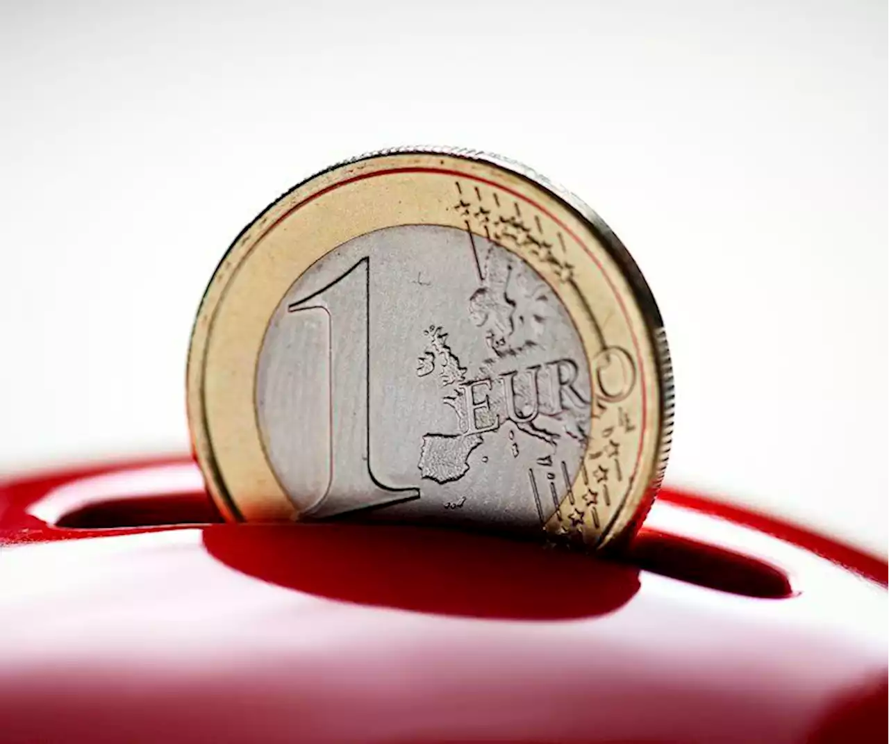 EUR/USD sees cushion below 1.0400, downside looks likely ahead of Fed and ECB Lagarde