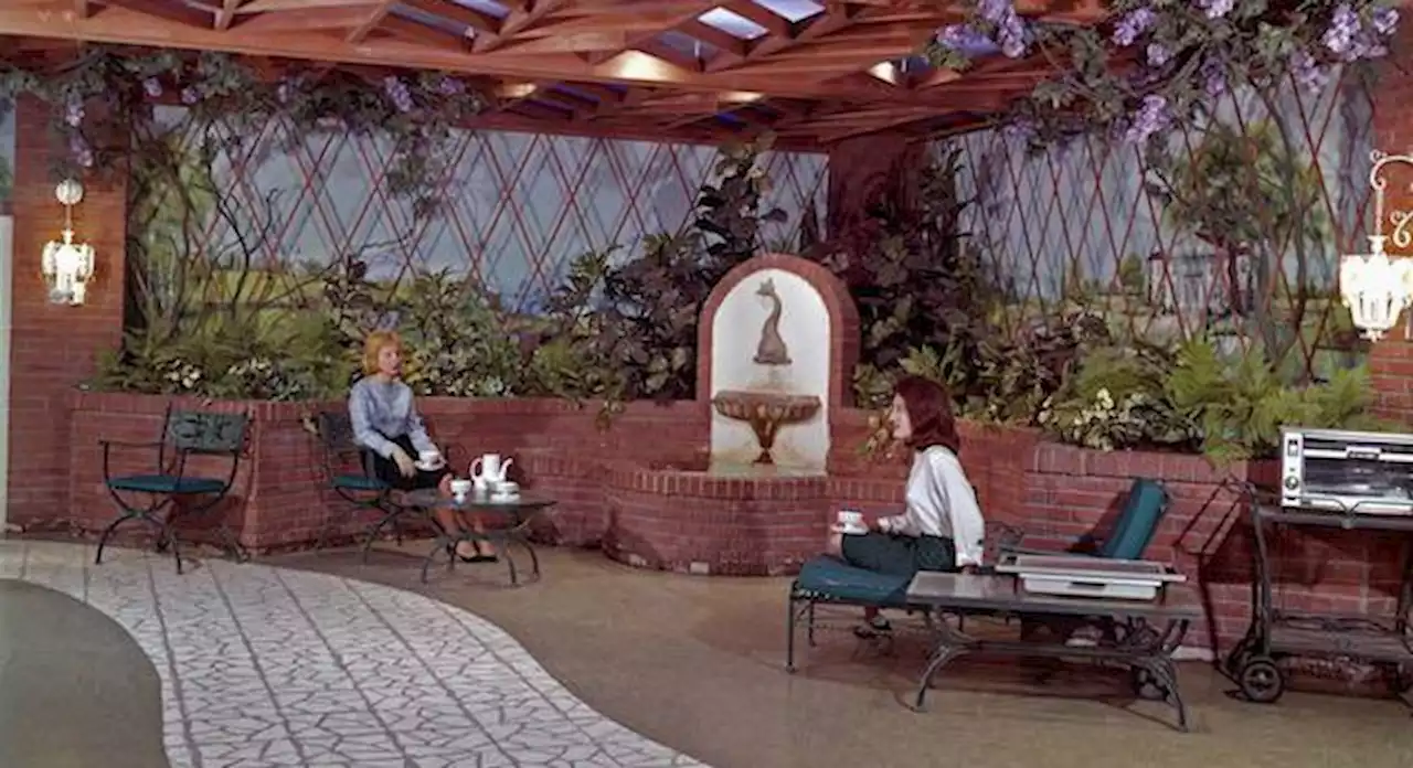 Is The 1960s World's Fair Underground Home Still There? An Investigation