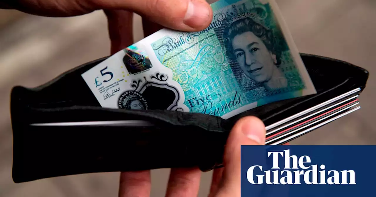 UK pay falls at fastest rate for more than a decade