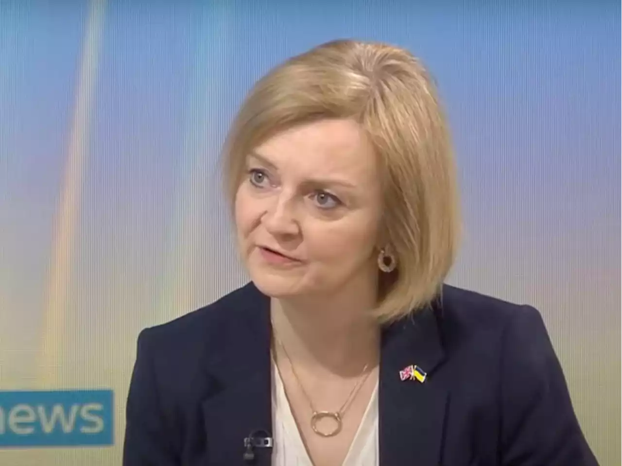 Migrants pulled from ‘moral’ Rwanda flight ‘will be on next one’ Liz Truss warns