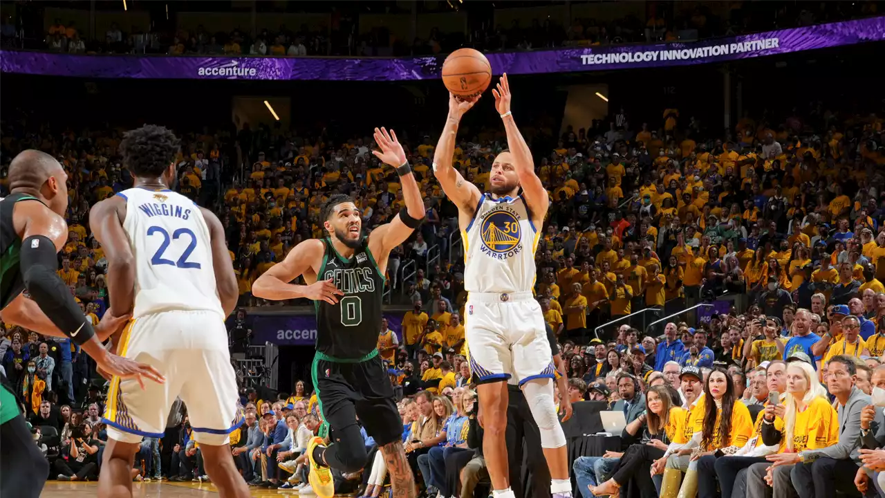 Steph Curry's Incredible 3-Point Streak Snapped With Cold-Shooting Game 5