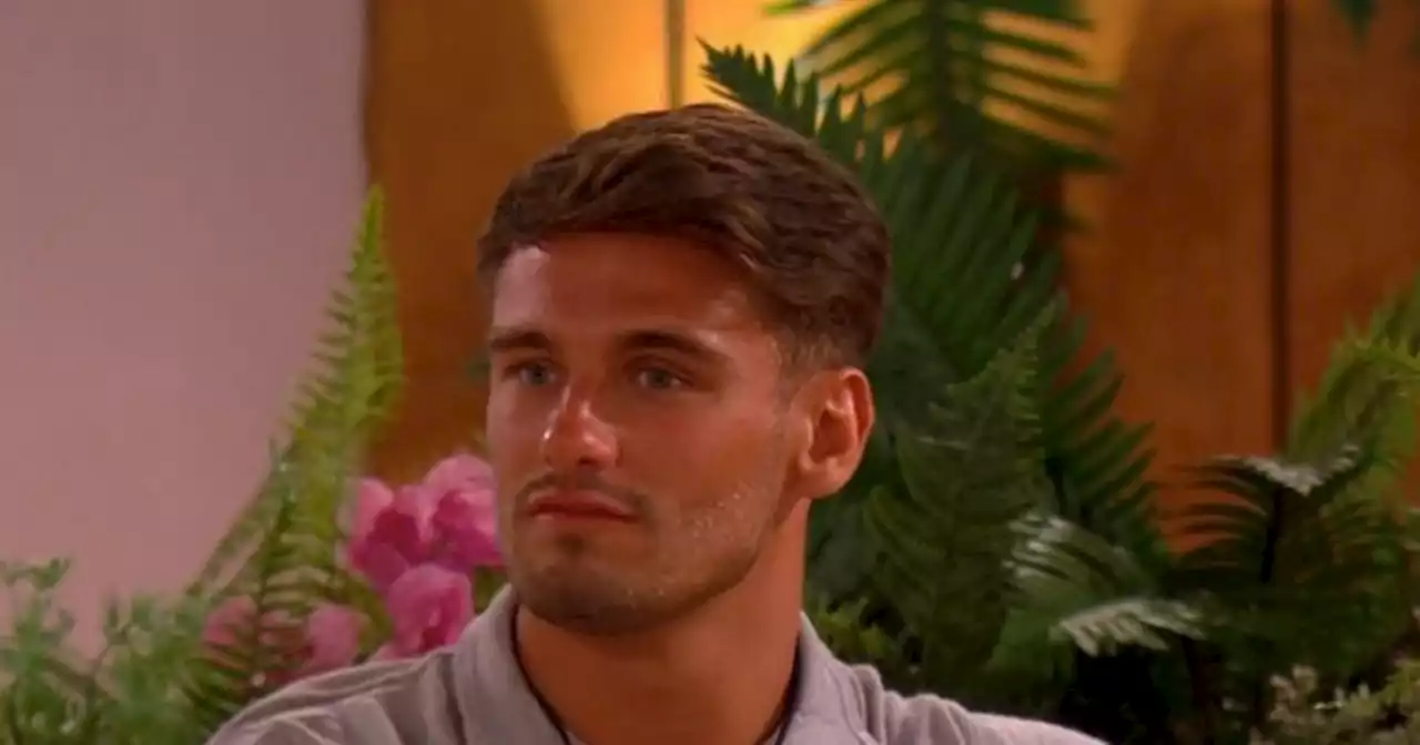 Love Island fans go wild as they spot awkward show blunder for Luca and Jacques