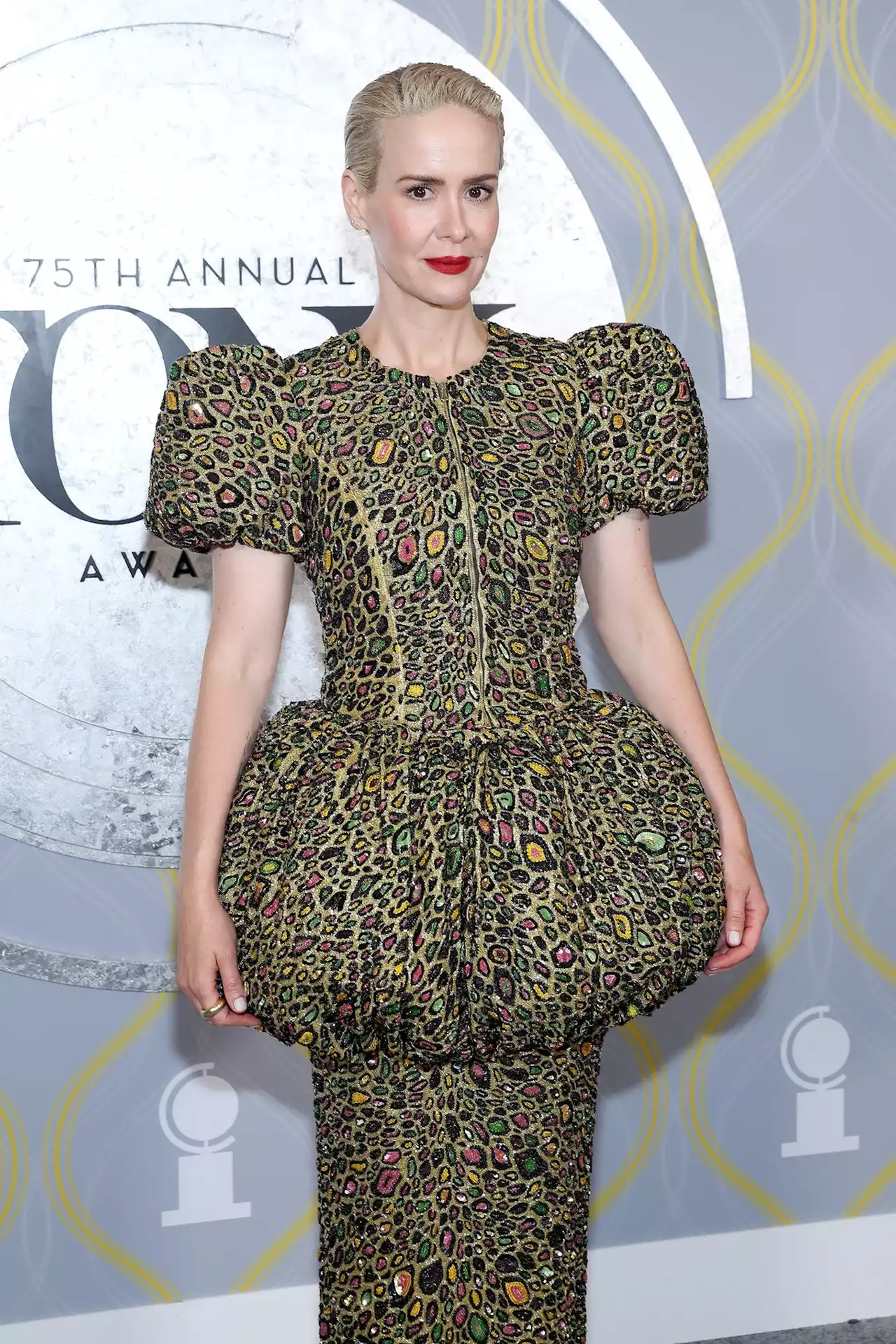 Sarah Paulson Brings Some Futuristic Glam To The Tonys