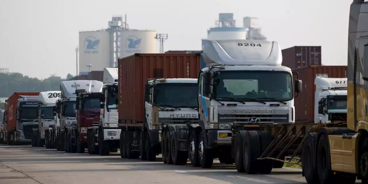 Striking Truckers Stall South Korean Economy