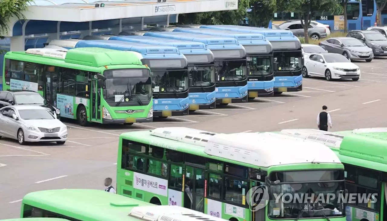 시내버스 적자에 서울시 대출이자 부담 눈덩이…지난해 236억 | 연합뉴스