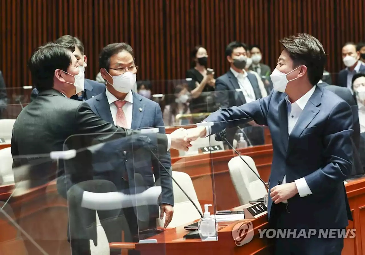 이준석 '安, 최고위원 재고 요청 거부하면 정치적 책임 갈 것' | 연합뉴스