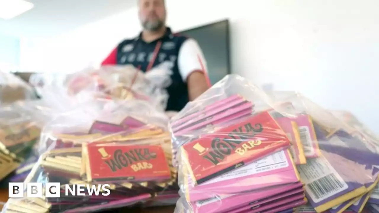 Oxford Street: Counterfeit chocolate 'worth £100,000' seized